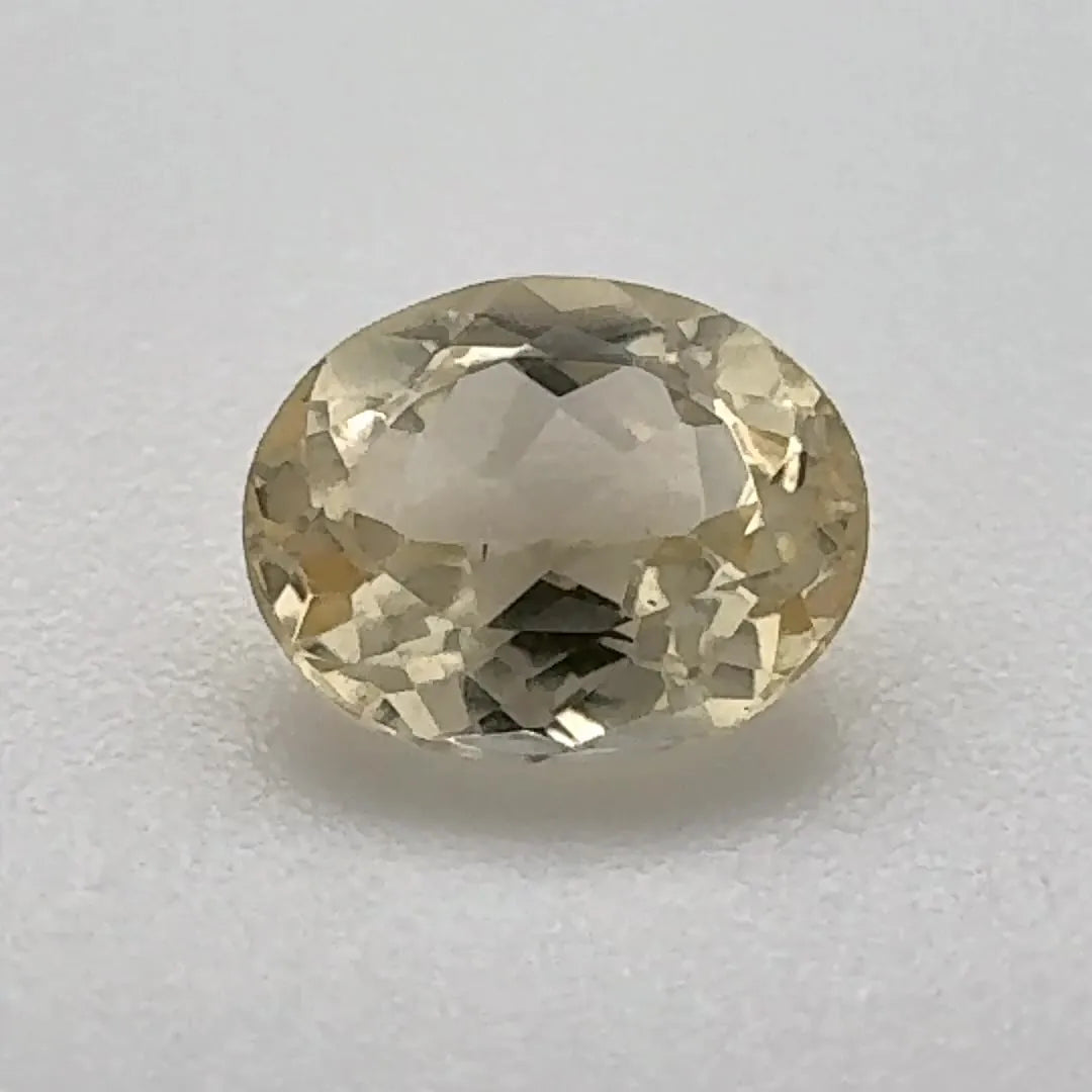 1.00ct Oval Natural Topaz (Colour Yellow, Clarity Eye Clean, Cut Faceted)