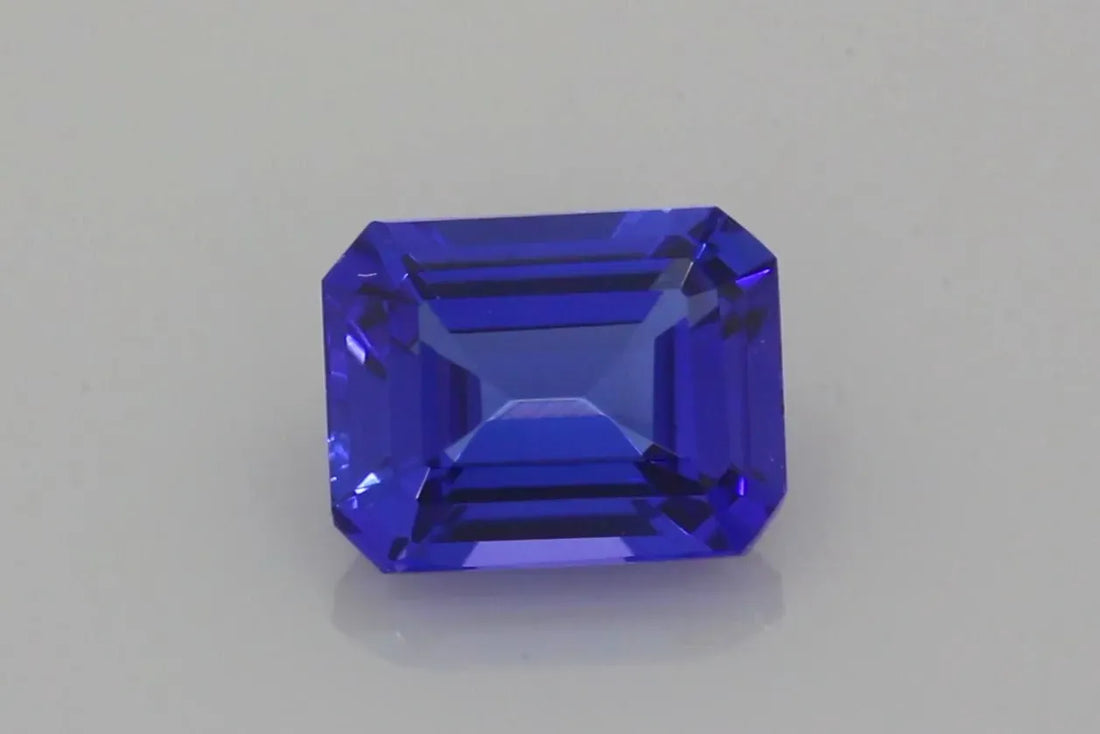 2.38ct Emerald Natural Tanzanite (Colour Blue, Clarity Eye Clean, Cut Faceted)