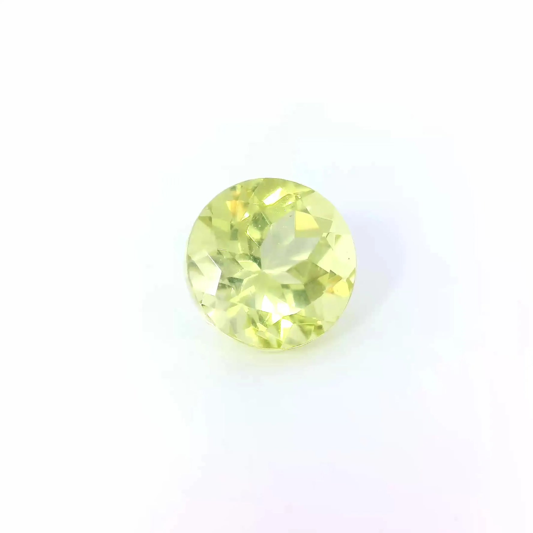 2.55ct Round Natural Apatite (Colour Yellow, Clarity Eye Clean, Cut Faceted)